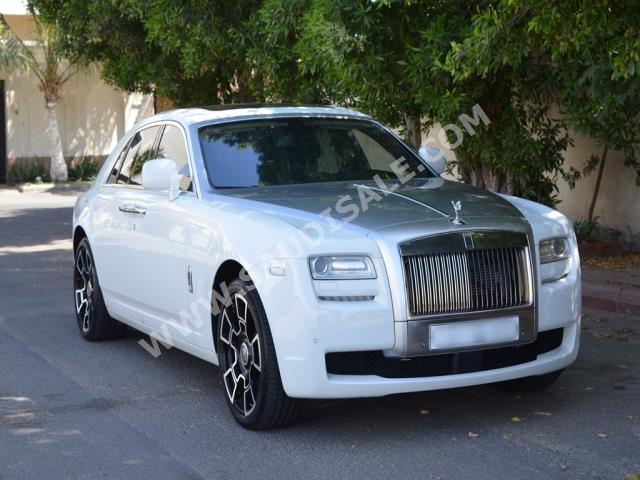 2010 رولز رويس قوست