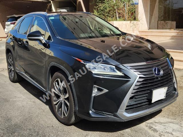 2017 لكزس أر إكس 450 هابرد