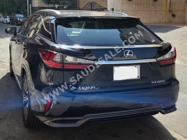 2017 لكزس أر إكس 450 هابرد
