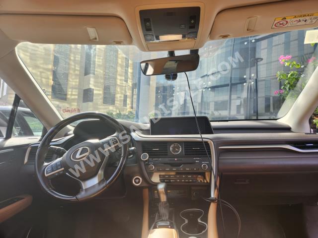 2017 لكزس أر إكس 450 هابرد