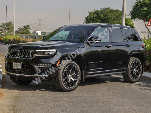 2023 Jeep Grand Cherokee Summit