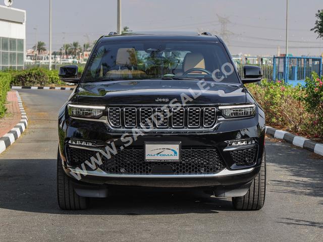 2023 Jeep Grand Cherokee Summit