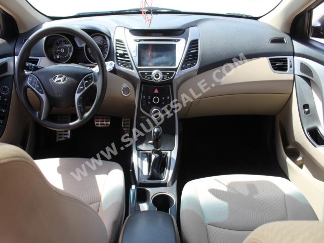 2016 هيونداي النترا