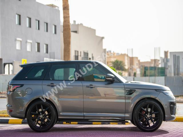 2014 لاند روفر رينج روفر سبورت اوتوبيوجرافي