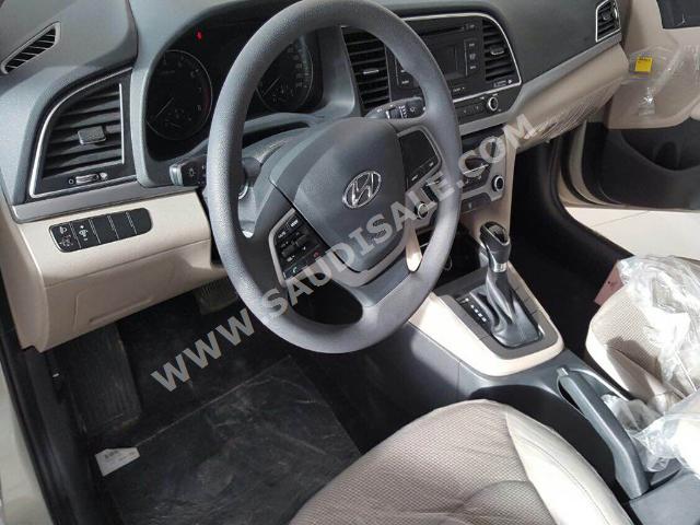 2017 هيونداي النترا