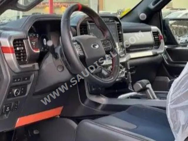 2022 فورد اف 150 رابتور
