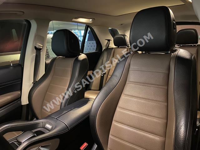 2019 مرسيدس - بنز جي إل إي 450 أي إم جي