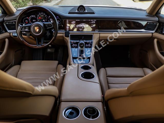 2021 بورش بانميرا 4 اس اكسيكيتف