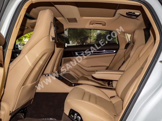 2021 بورش بانميرا 4 اس اكسيكيتف