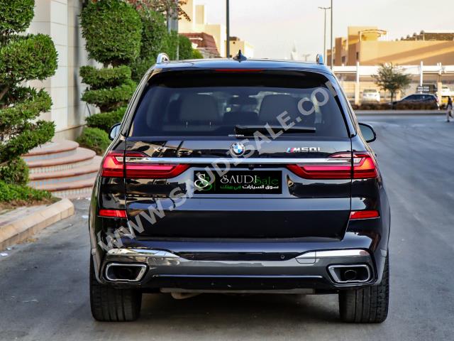 2020 بي ام دبليو الفئة اكس 7