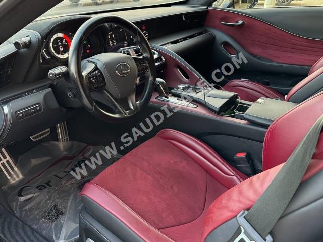 2018 لكزس إل سي 500