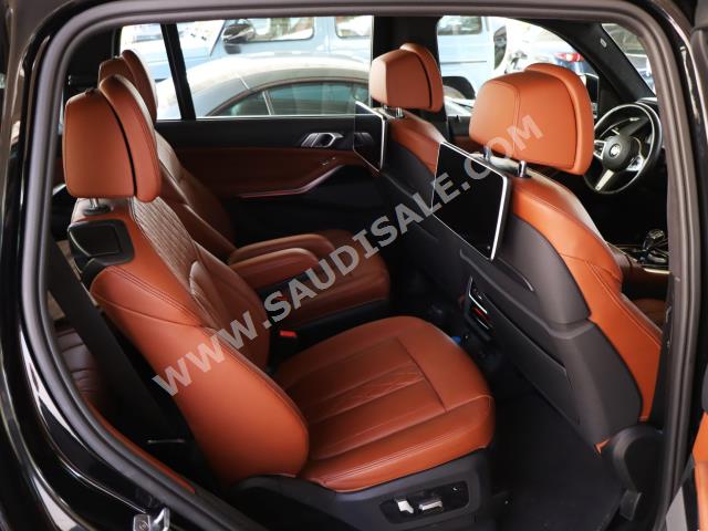 2019 بي ام دبليو الفئة اكس 7