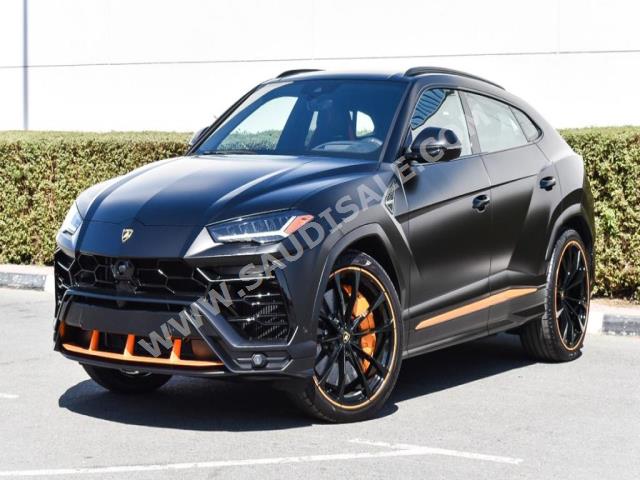 2022 Lamborghini URUS