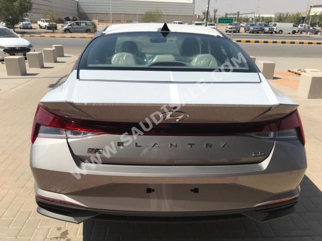 2023 Hyundai Elantra