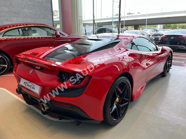 2020 فيراري اف 8 تريبوتو