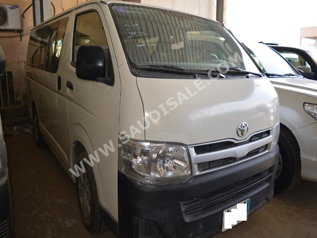 2013 Toyota Hiace