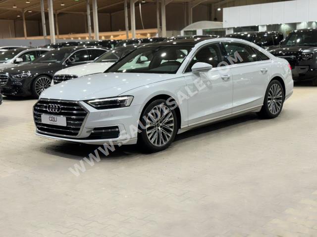 2021 اودي اي 8 ال 
