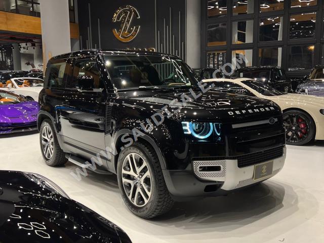 2024 لاند روفر ديفيندر اتش اس اي