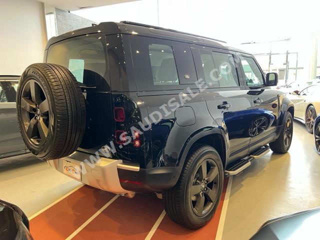 2023 لاند روفر ديفيندر اتش اس اي