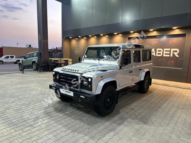 2016 لاند روفر ديفيندر 110
