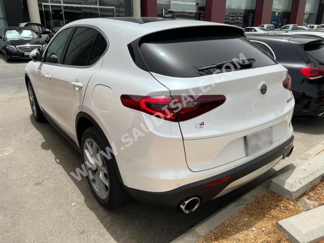 2018 الفا روميو ستيلفيو