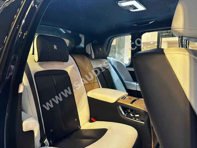 2021 رولز رويس كولينان