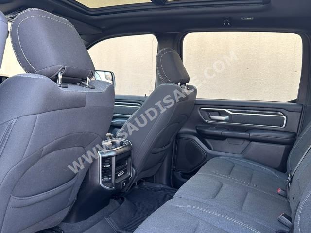 2020 دودج رام 1500 بيج هورن