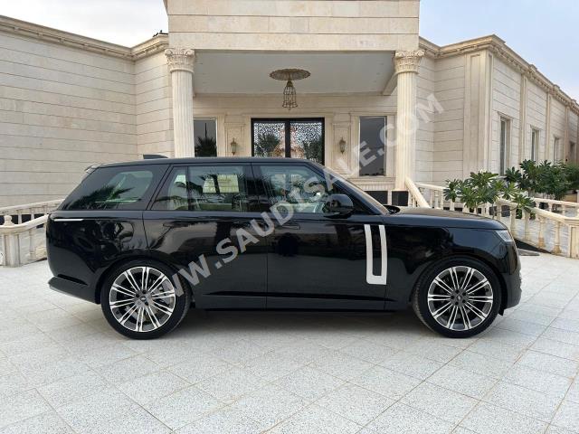 2022 لاند روفر رينج روفر فيرست اديشن