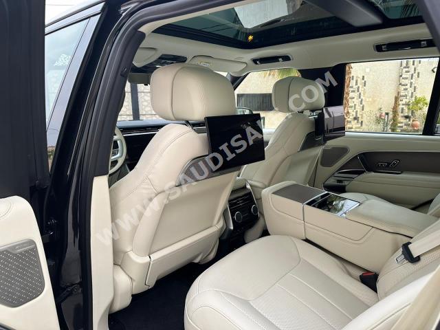 2022 لاند روفر رينج روفر فيرست اديشن