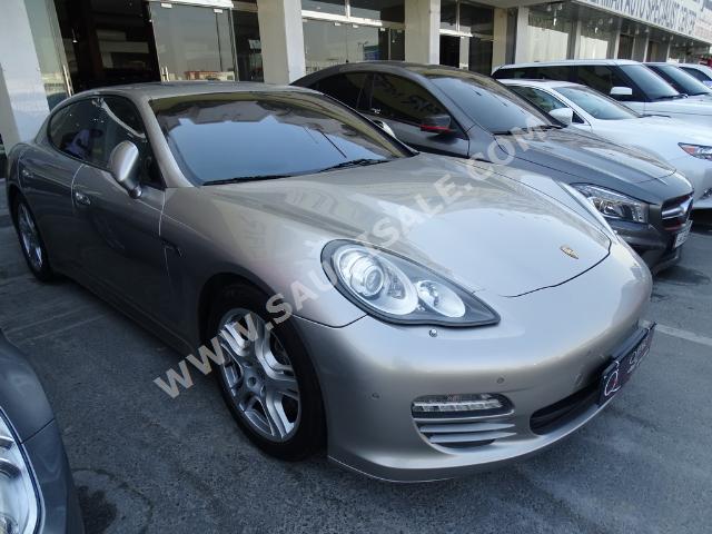 2011 Porsche Panamera 4
