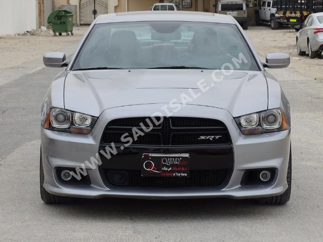 2014 دودج تشارجر اس ار تي