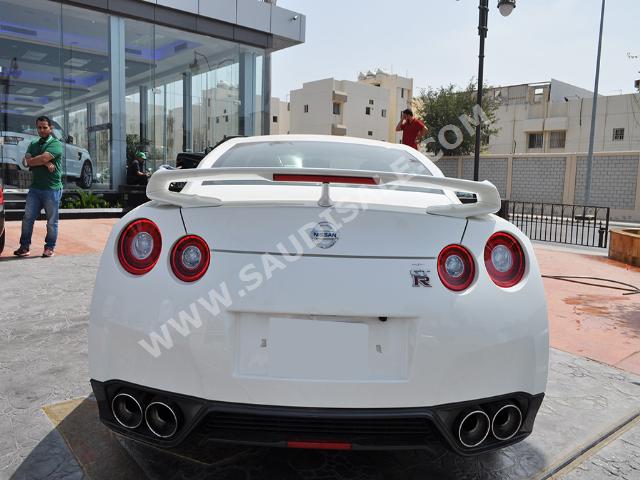 2015 Nissan GT-R