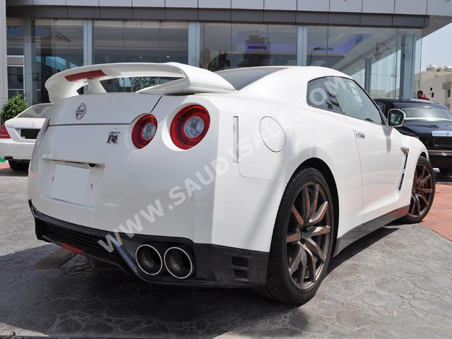 2015 Nissan GT-R