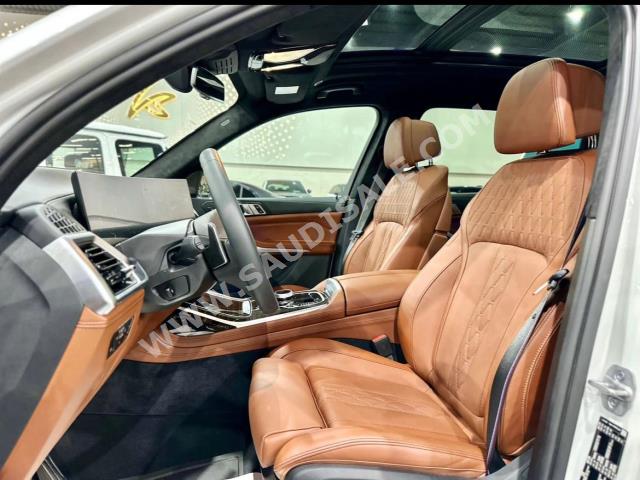 2023 بي ام دبليو الفئة اكس 7