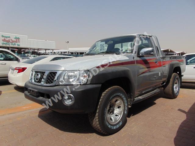 2016 نيسان باترول حوض