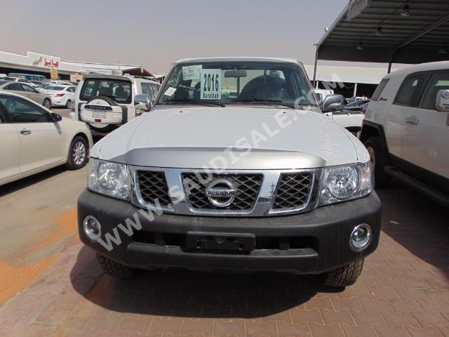 2016 نيسان باترول حوض