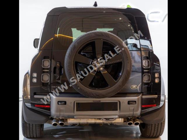 2023 لاند روفر ديفيندر اكس 110