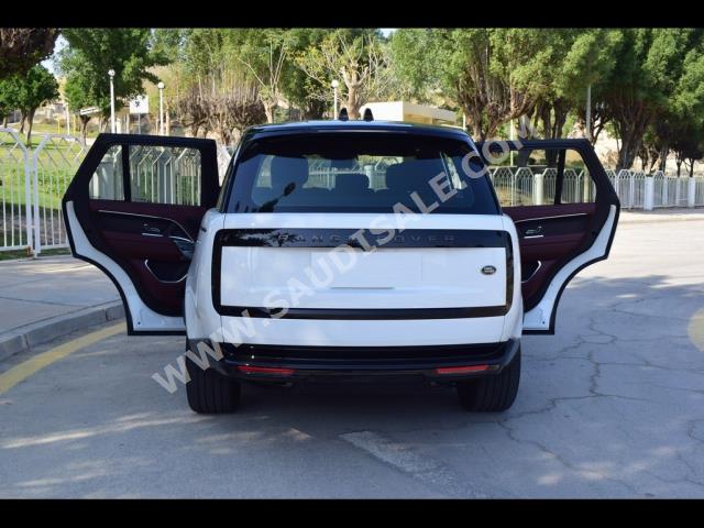 2022 لاند روفر رينج روفر فوج اتش اس اي