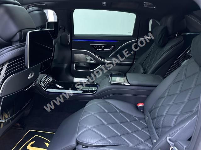 2022 مرسيدس - بنز إس 580 مايباخ
