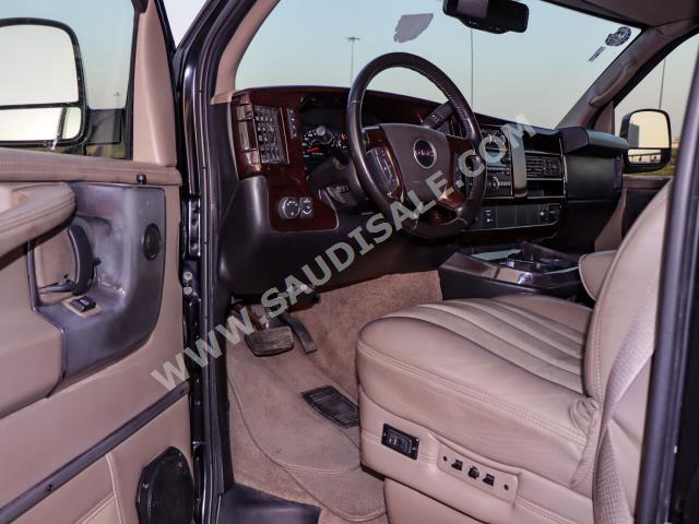 2013 جي ام سي سفانا