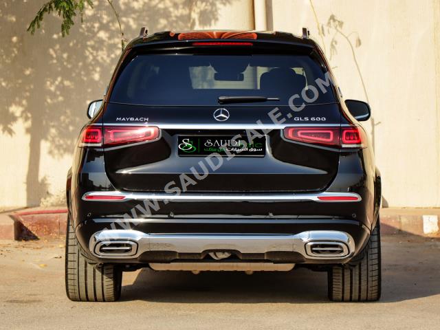 2022 مرسيدس - بنز جي إل إس 600 مايباخ