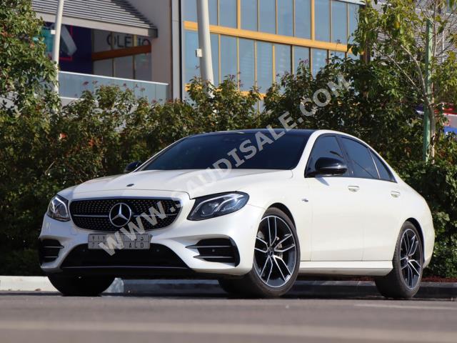 2020 مرسيدس - بنز إي 53 أي إم جي