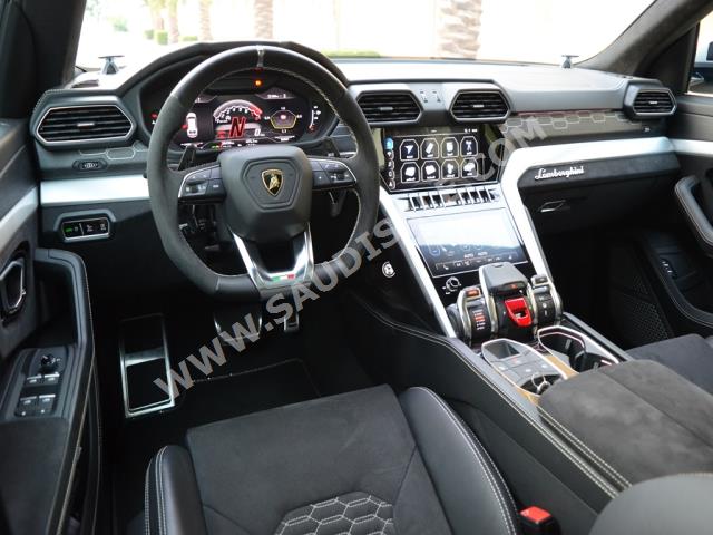 2020 لمبرجيني اوروس