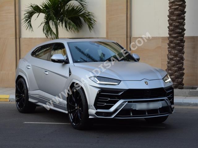 2020 لمبرجيني اوروس