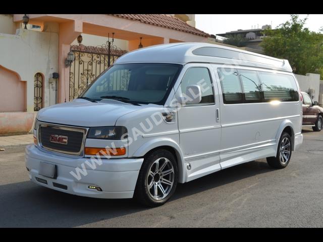 2016 جي ام سي سفانا