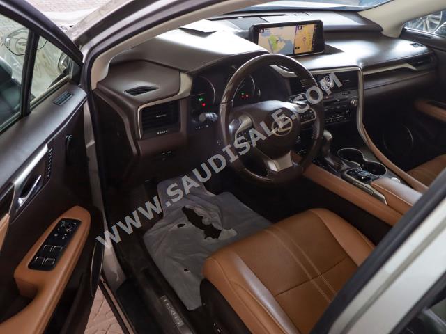 2017 لكزس أر إكس 450 هابرد