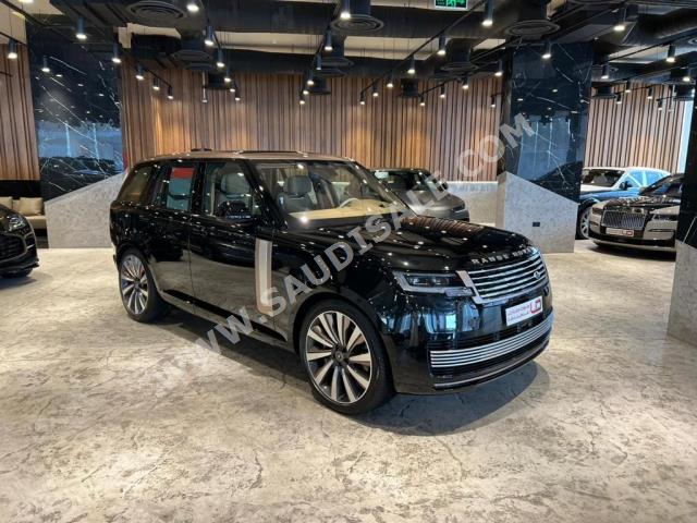 2023 لاند روفر رينج روفر اس في اوتوبيوغرافي