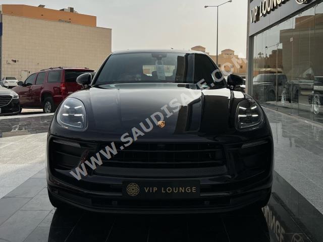 2022 Porsche Macan