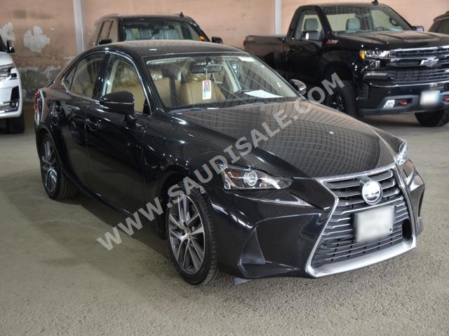 2018 Lexus IS 300