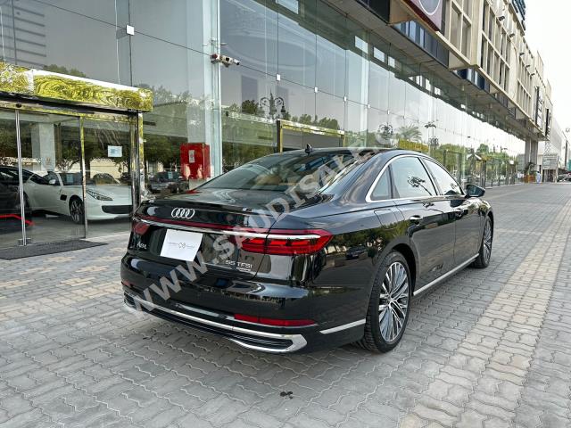 2023 اودي اي 8 ال